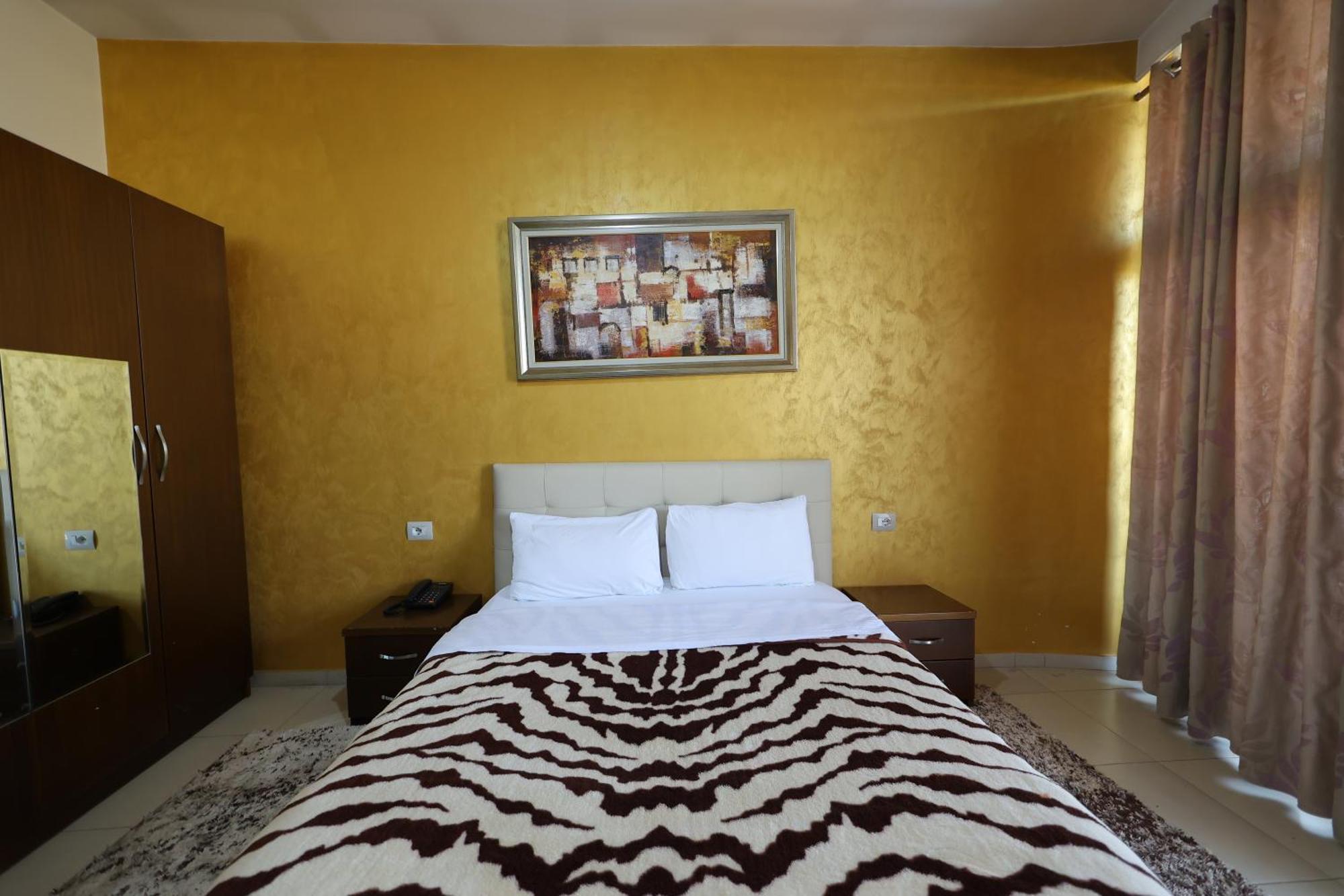 Hotel Gjuta Farke e Madhe 외부 사진