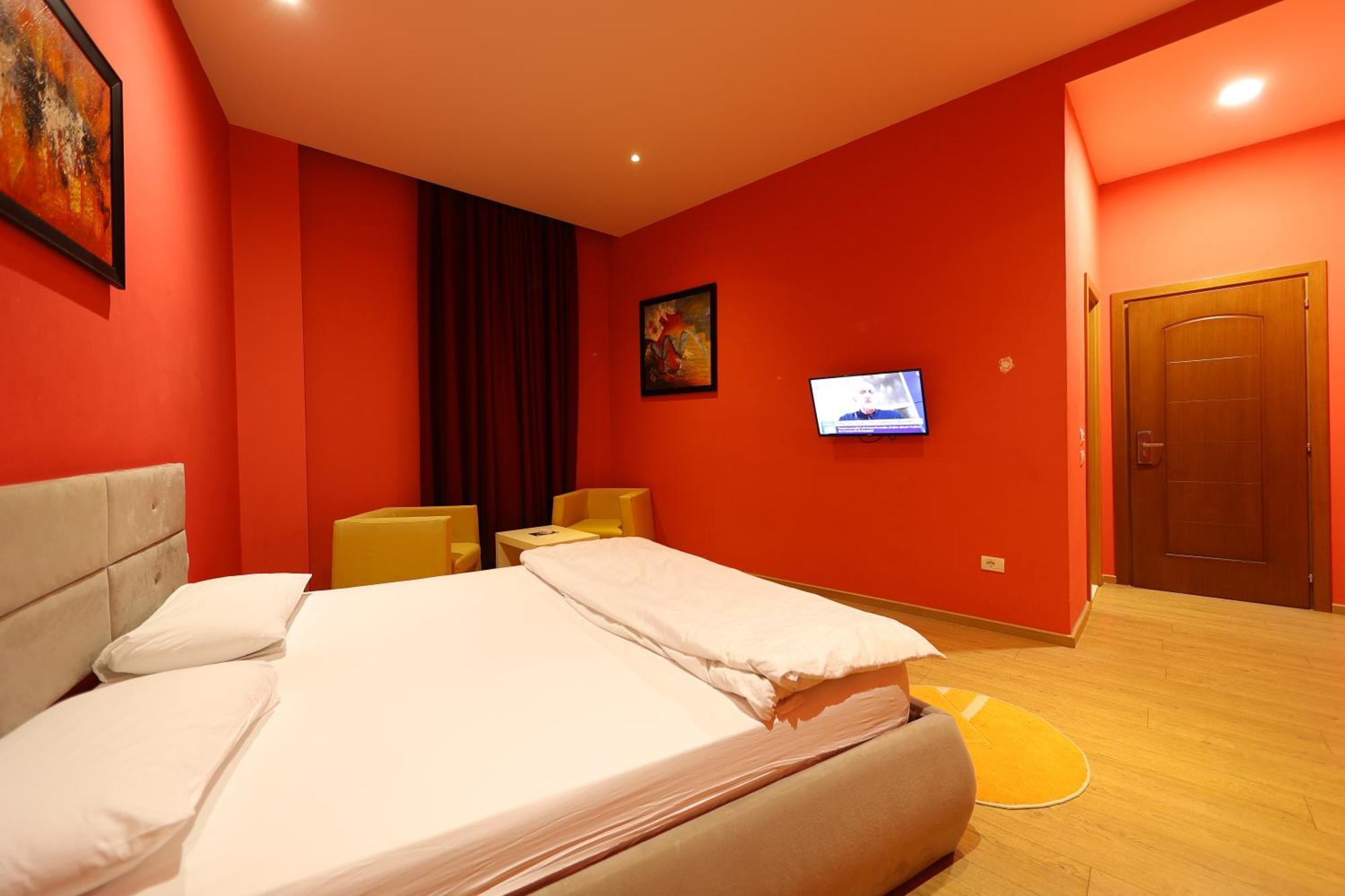 Hotel Gjuta Farke e Madhe 외부 사진